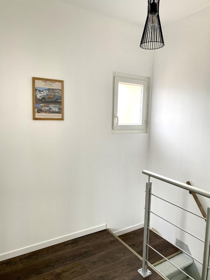 Le Chill Loft Apartment Miramont-de-Guyenne Exterior photo